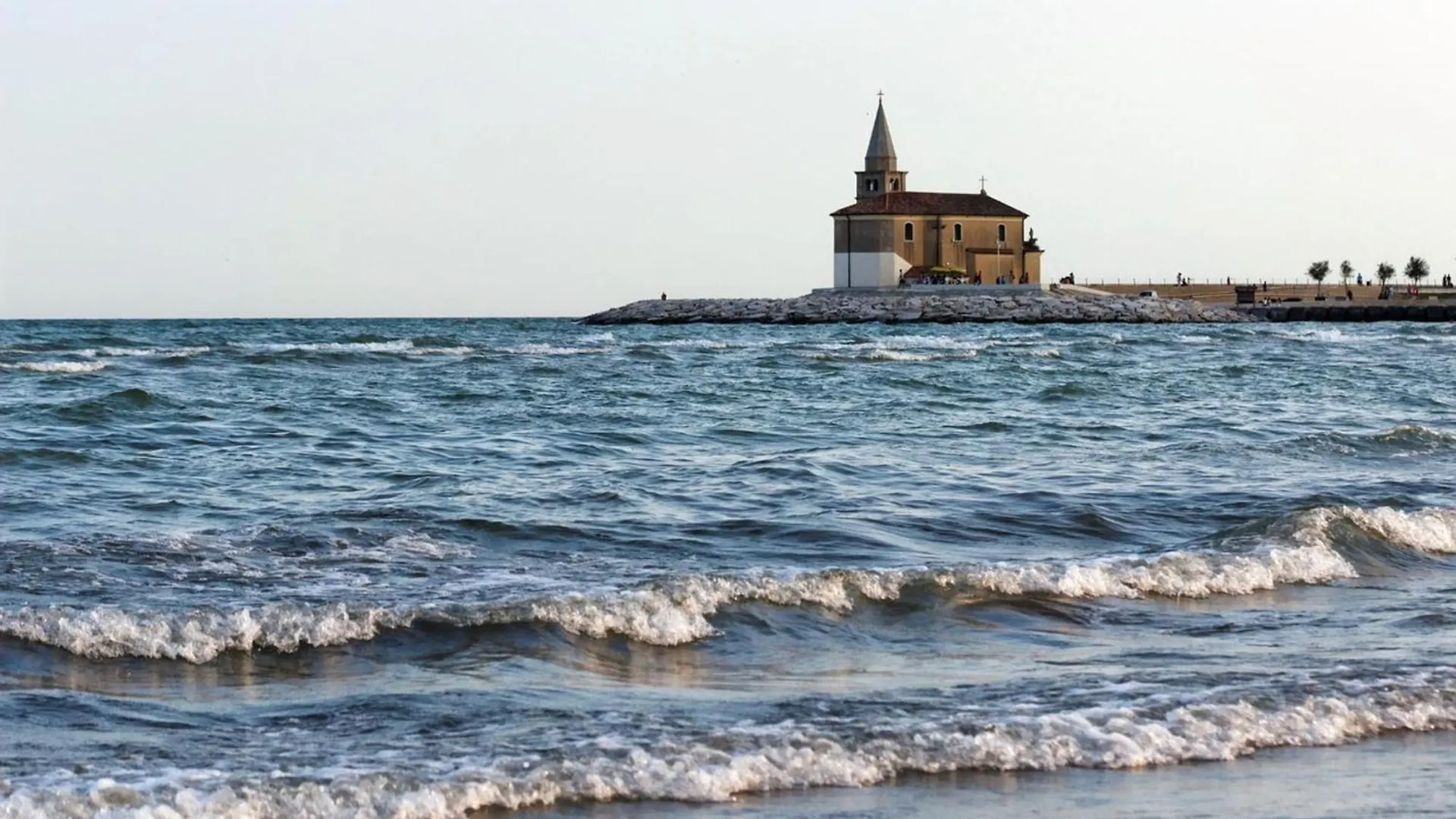 Spacious Apartment Close To The Beach - Beahost Caorle Olaszország